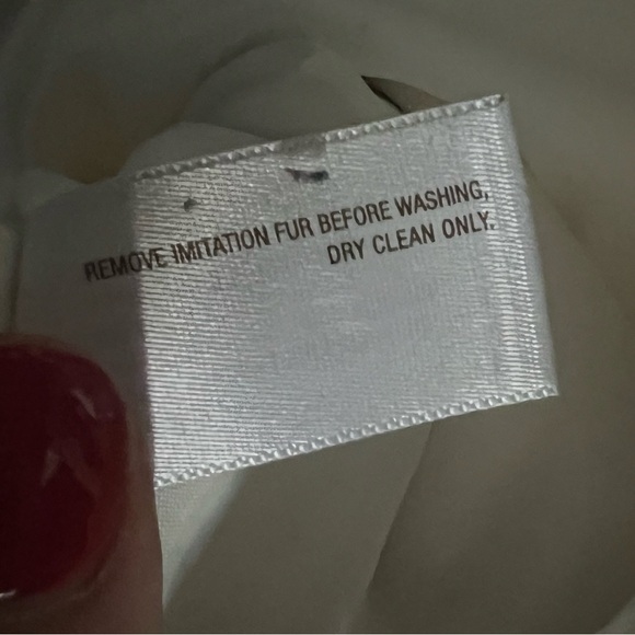 Old Navy Winter Coat with Removable Faux Fur Collar, Large - Picture 7 of 7